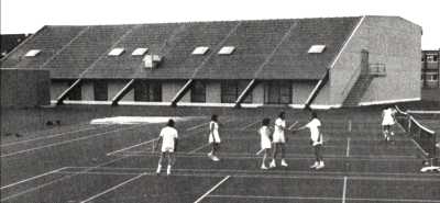 Chronik 1973 Neue Sporthalle